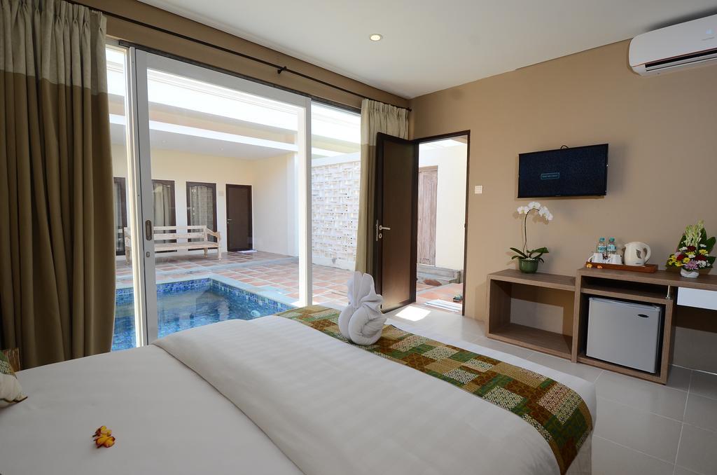Bali Breezz Hotel Jimbaran  Exterior photo