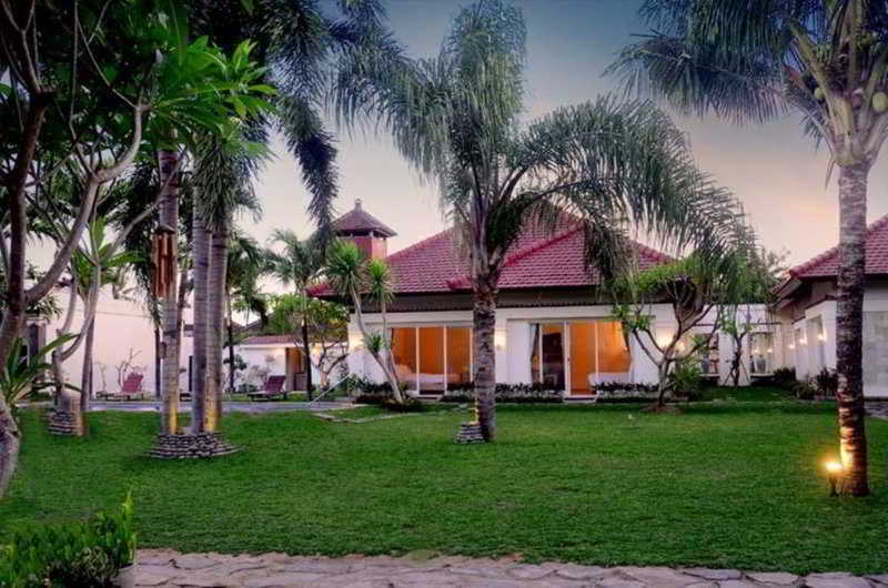Bali Breezz Hotel Jimbaran  Exterior photo
